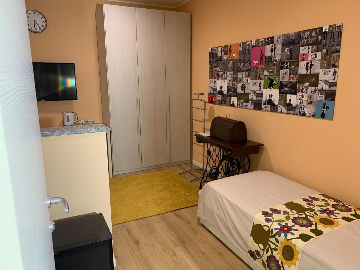 Bed & Breakfast Indi Thelar Villa Guardia エクステリア 写真