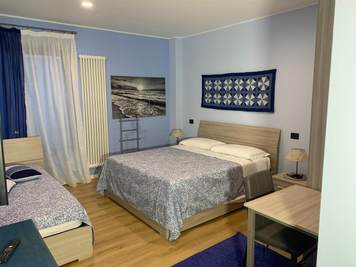 Bed & Breakfast Indi Thelar Villa Guardia エクステリア 写真