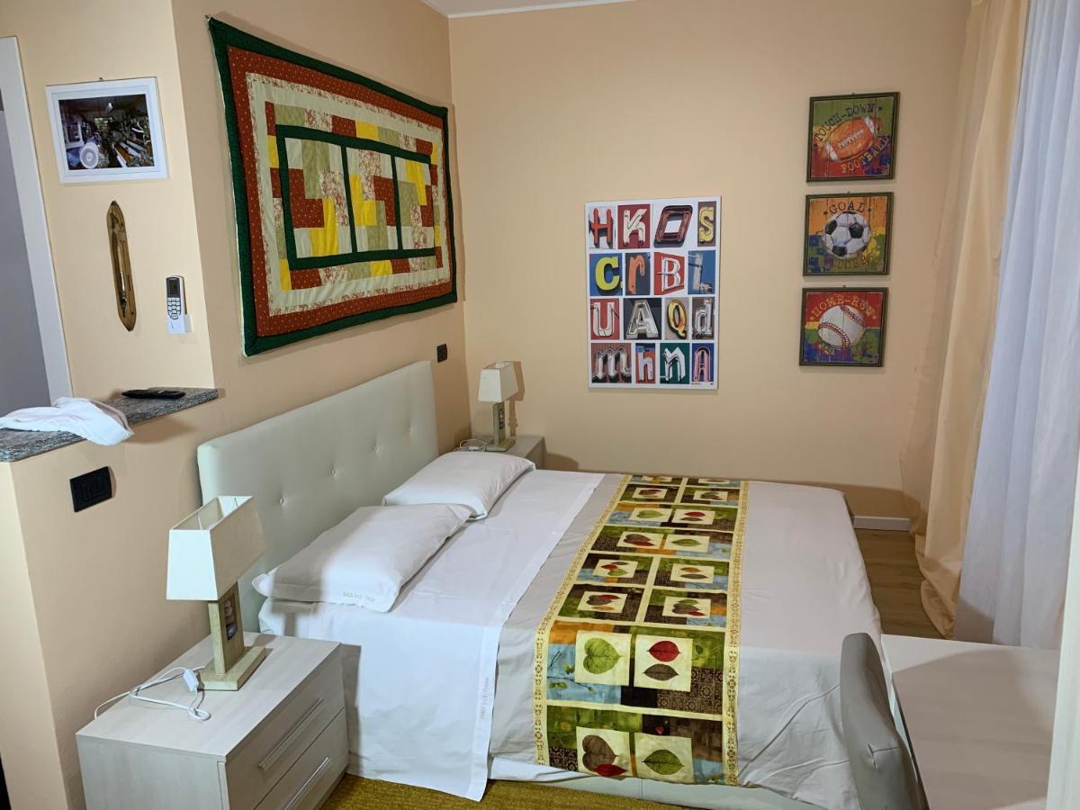 Bed & Breakfast Indi Thelar Villa Guardia エクステリア 写真